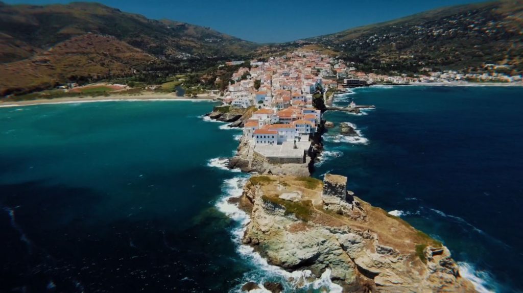 Greqia ofron “turizëm nga shtëpia”