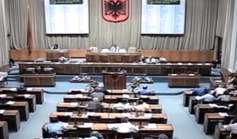 PD kërkon Majkon në Parlament &#8211; (27 Korrik 1999)