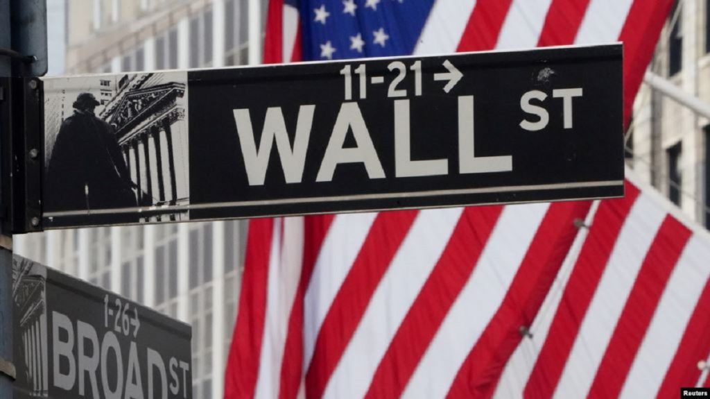 Bursa në SHBA shënon rënien më të thellë që në Mars