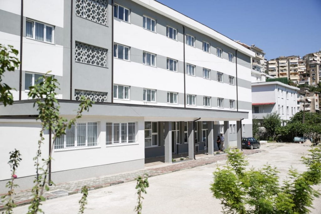 Rikonstruktohet konvikti i vajzave në Gjirokastër