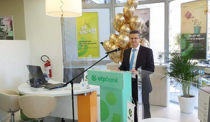 Porta hyrëse për në Tiranë, inaugurohet dega e re e OTP Bank Albania!