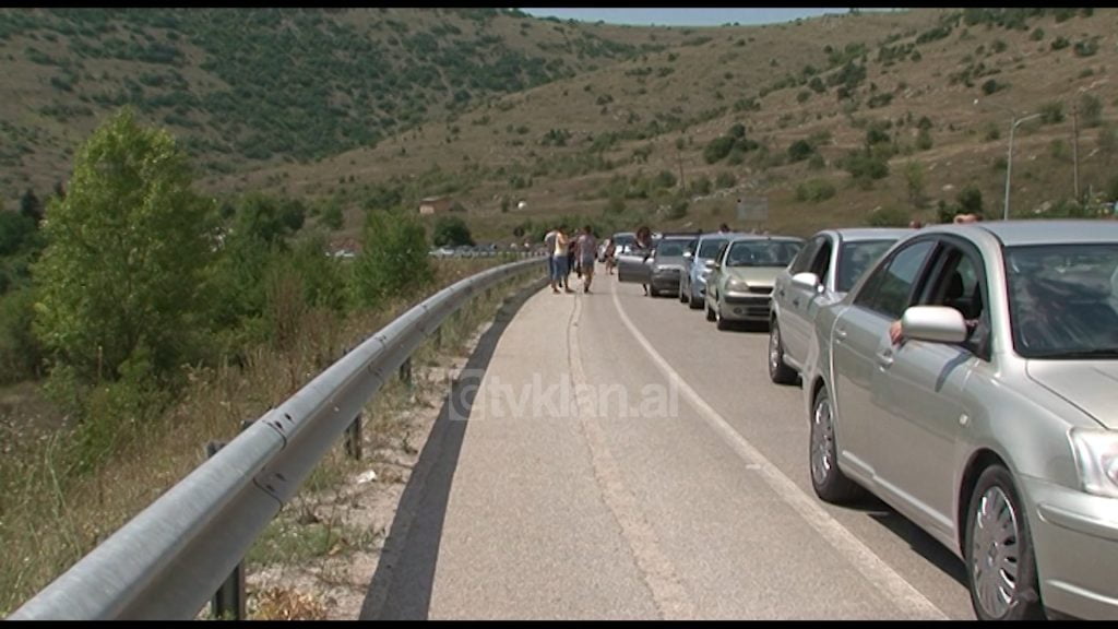 Radhë kilometrike në Kakavijë e Kapshticë