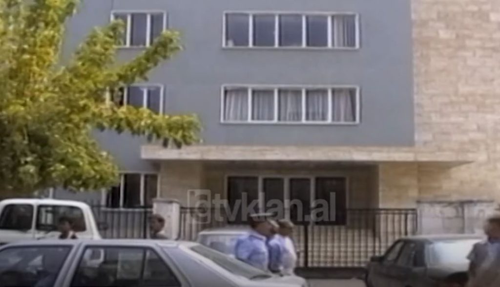 Përfundon faza e parë e hetimit për &#8220;Çeshtjen Hajdari&#8221; (8 Shtator 2000)