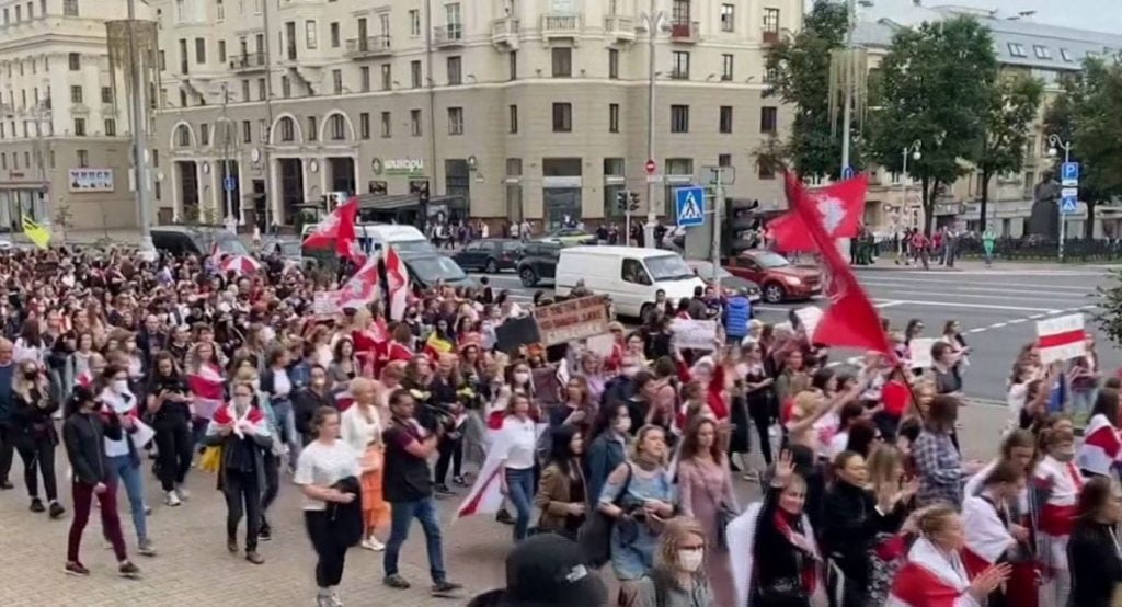 Mijëra gra marshojnë kundër Lukashenkos