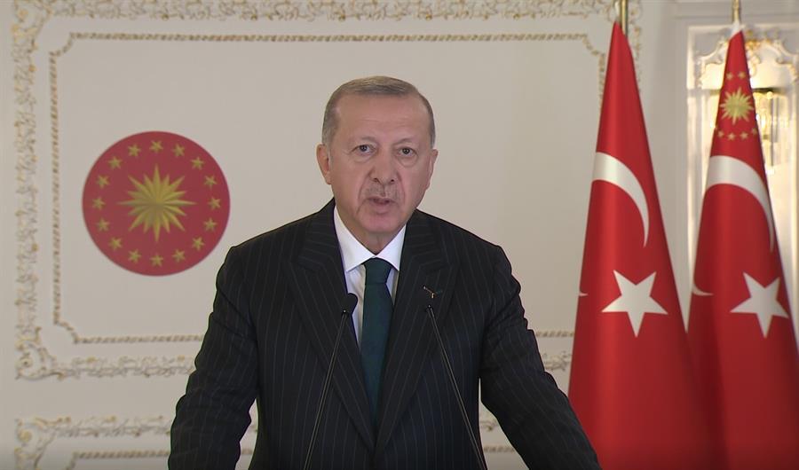 Erdogan sulmon Macron: Është shqetësuar nga ngritja e islamit