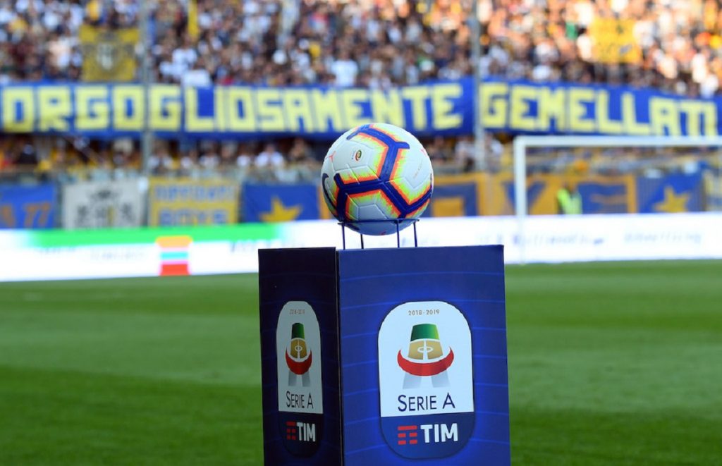 30 futbollistë pozitivë me Covid në Serie A