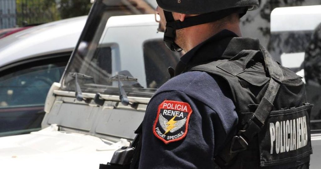 Policia shkon ta arrestojë, 45-vjeçari qëllon me armë efektivët, RENEA në vendngjarje