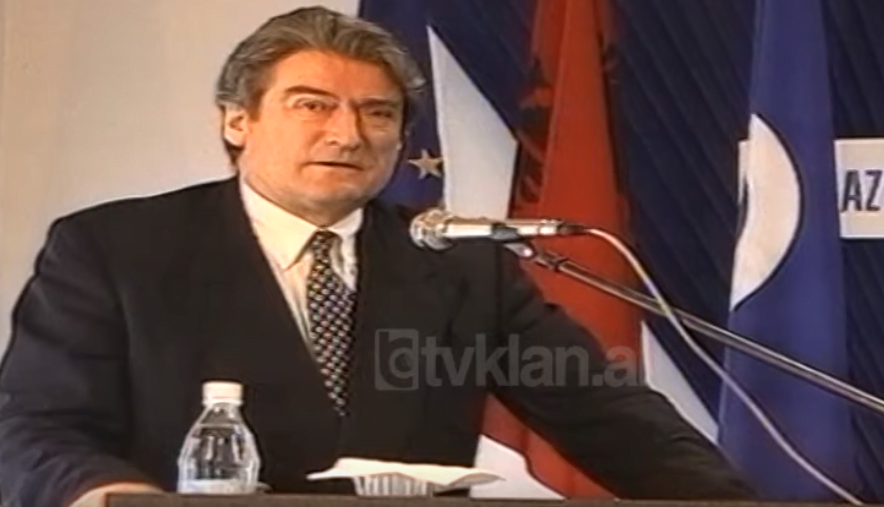 Berisha takim me kryetarët e degëve të PD në rrethe &#8211; (15 Mars 2001)