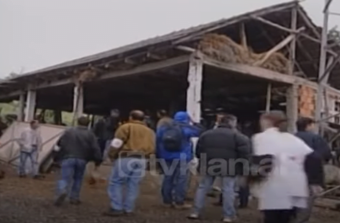 Luftime në Maqedoni, valë refugjatësh drejt Kosovës &#8211; (8 Maj 2001)