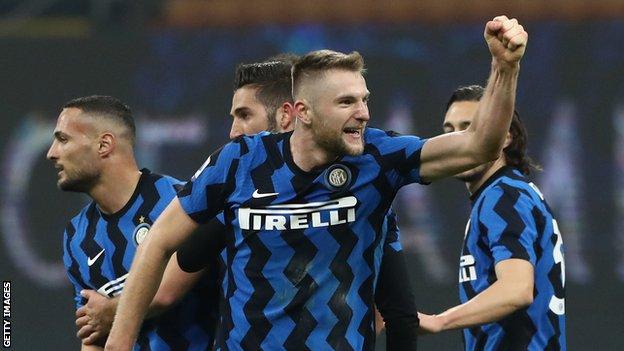 Inter fiton ndaj Atalanta