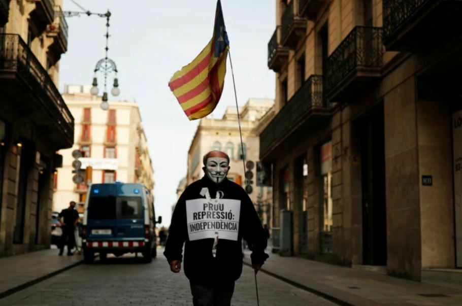 Lëvizja për pavarësinë e Katalonjës në kërkim të rrugëve të reja