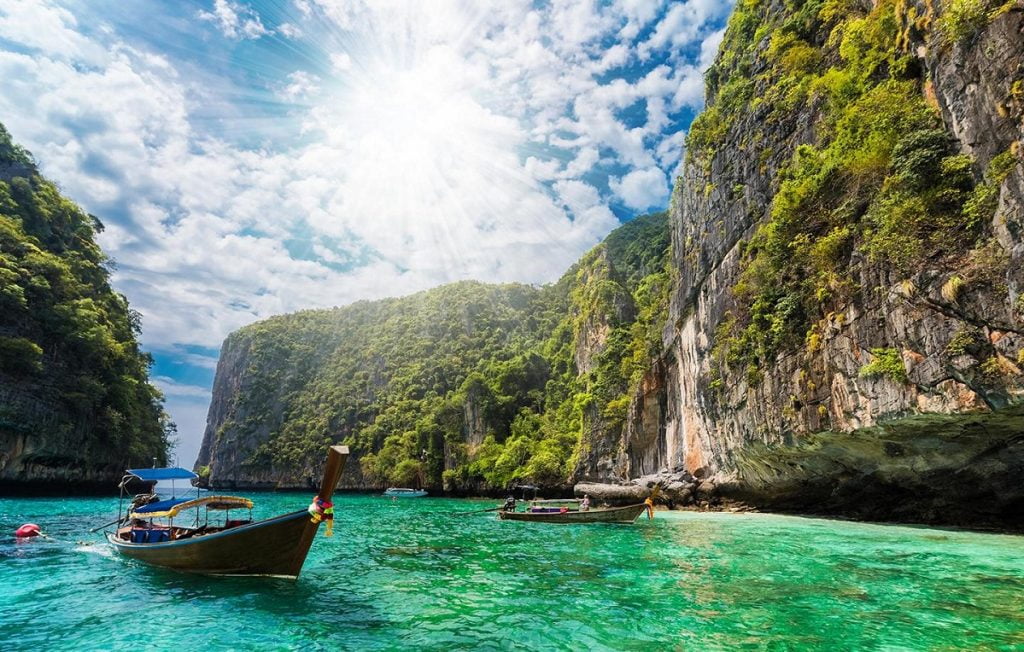 Tajlanda do të nisë karantinën në jahte për turistët