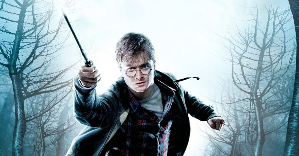 Shkopi dhe syzet origjinale të “Harry Potter” do të dalin në ankand