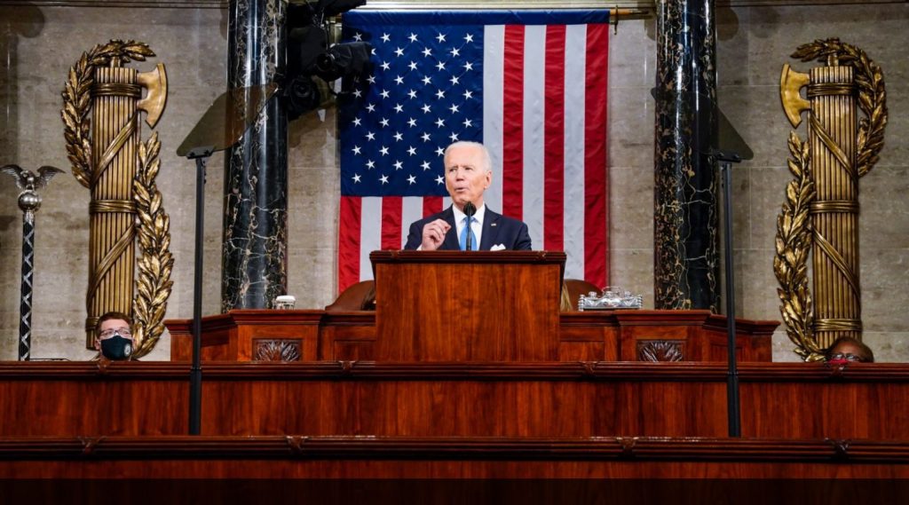 Paketa e ndihmave, kurora legjislative për 100 ditët e para të Presidencës Biden