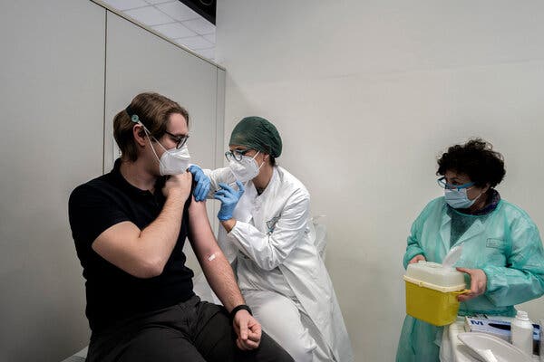 Italia e dyta në Europë për vaksinimet