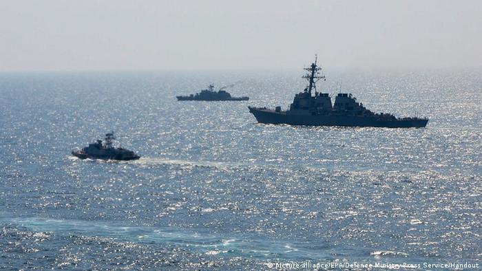 Super manovra ushtarake në Detin e Zi