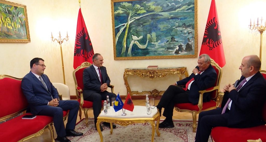 Ambasadori i Kosovës përfundon misionin në Shqipëri