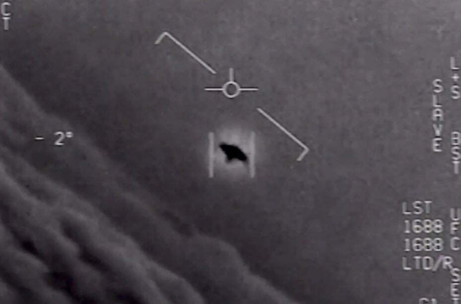 &#8220;Pentagoni ka pamje të qarta të UFO-ve që lëvizin në qiell&#8221;