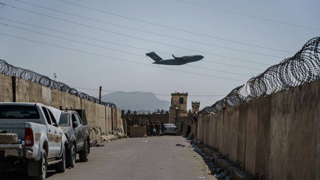 Largohet nga Kabuli avioni i fundit amerikan, merr fund prezenca 20-vjeçare e SHBA në Afganistan