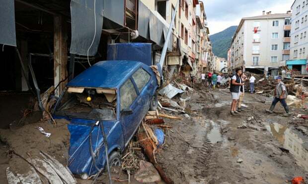 41 viktima nga përmbytjet në Turqi