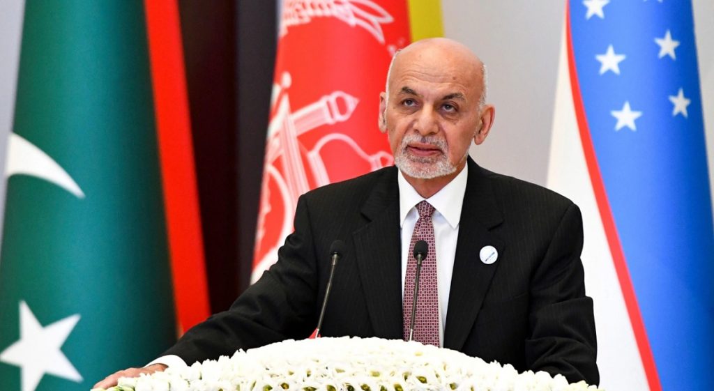 Talibanët po marrin nën kontroll dhe Kabulin, largohet nga vendi Presidenti Ghani