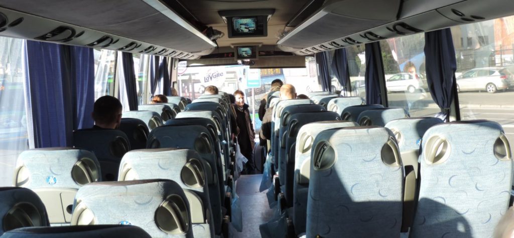 I dehur me 36 pasagjerë në autobus, pranga shoferit të linjës Korçë-Tiranë