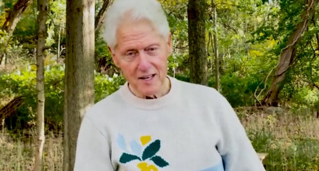 Bill Clinton u drejtohet me videomesazh qytetarëve pas daljes nga spitali