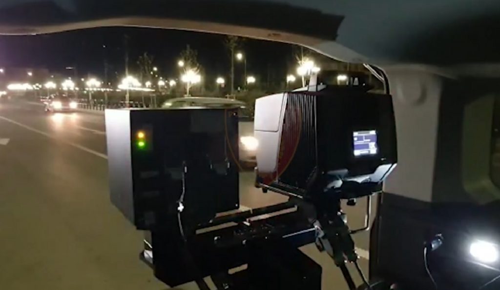 Makina inteligjente e policisë “fundos” shoferët, mbi 300 drejtues në Tiranë kapen me shkelje
