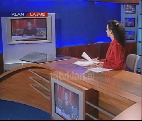 Nis lidhja direkte mes Tv Klan dhe Kohavision (28 Nëntor 2002)