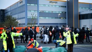 Black Friday, punonjësit e Amazon do organizojnë protesta në disa prej ndërtesave