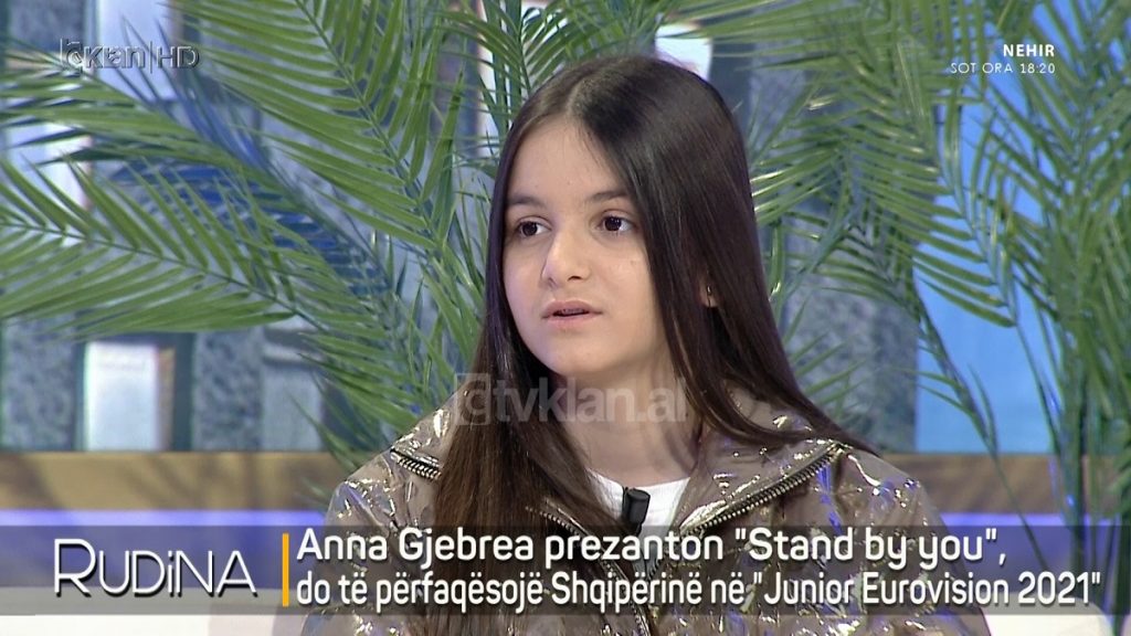 Në prapaskenat e “Stand By You”, Anna Gjebrea: Gjatë xhirimit një djalë po bullohej, u mërzita shumë