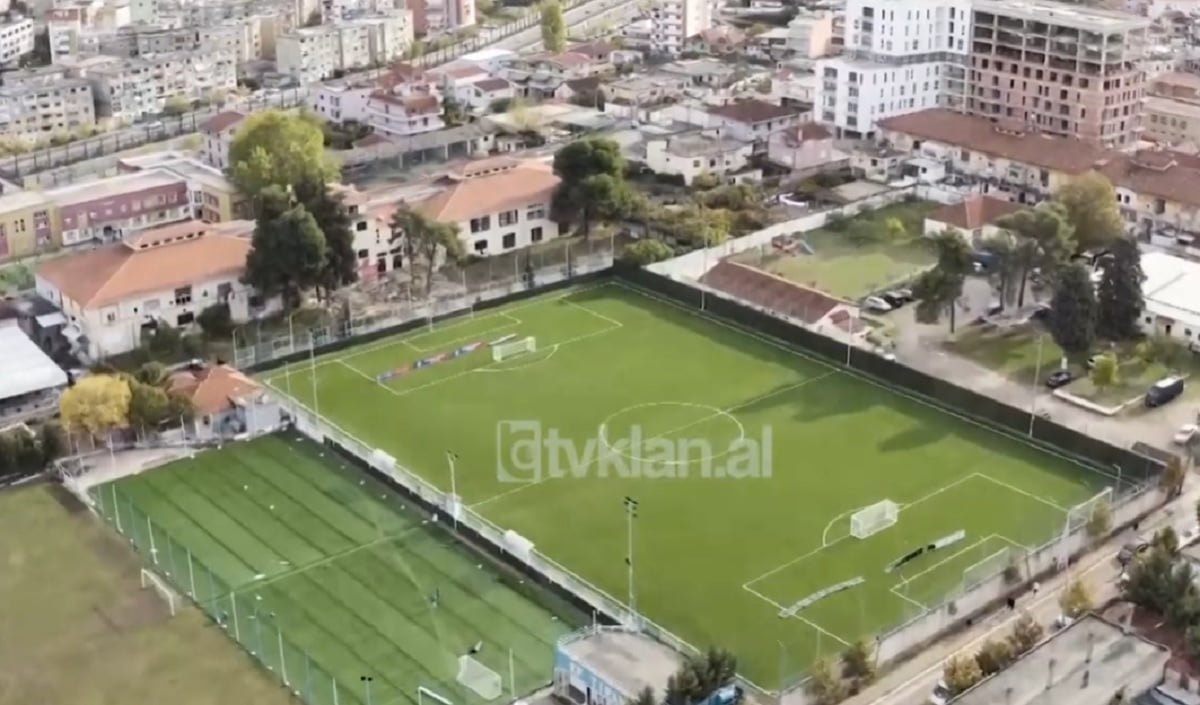 Kompleksi Skënder Halili :: Albânia :: Página do Estádio