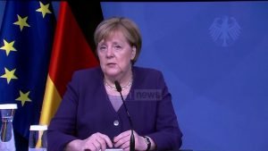 Merkel: Situata pandemike është dramatike