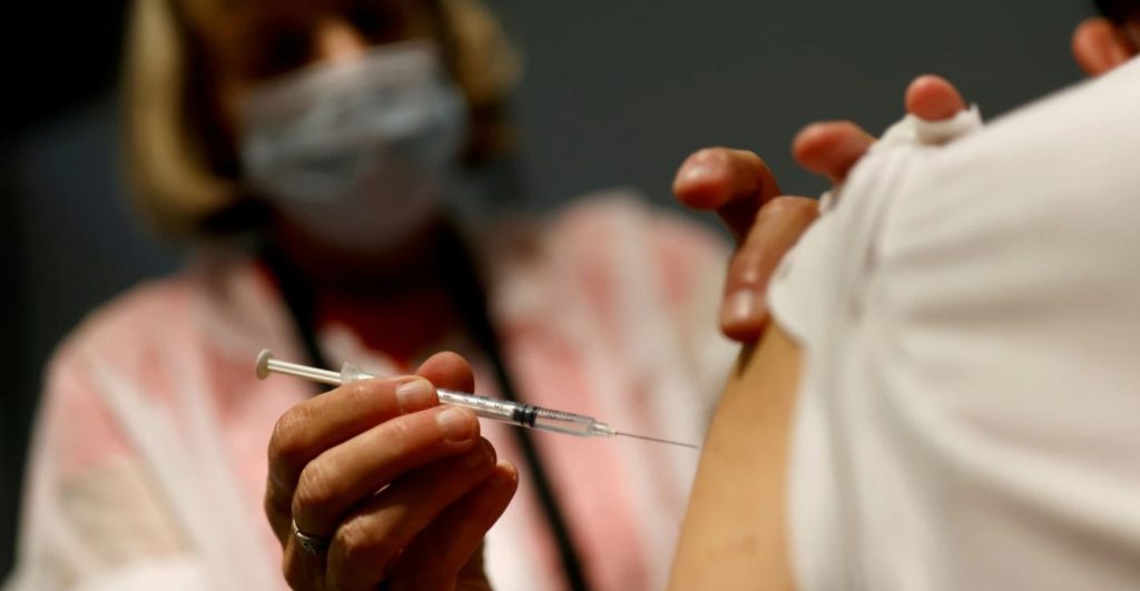Franca ashpërson rregullat e vaksinimit