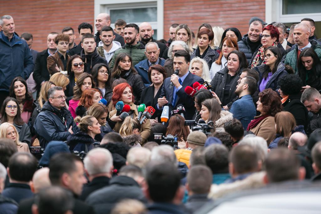 Kuvendi i Berishës i shkarkoi, Lulzim Basha mbledh Kryesinë në orën 18:00