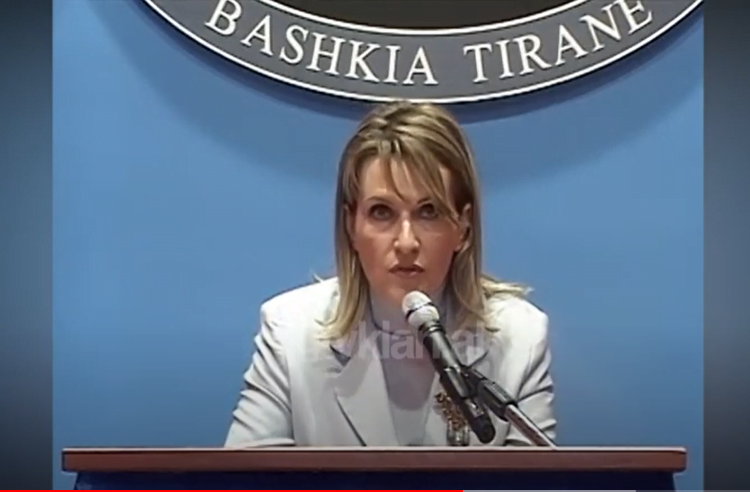 Bashkia e Tiranës miraton projektvendimin për taksat vendore &#8211; (12 Mars 2003)