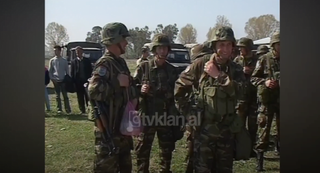 Trupat Komando Shqiptare mbërrijnë në Bagdad (22 Prill 2003)