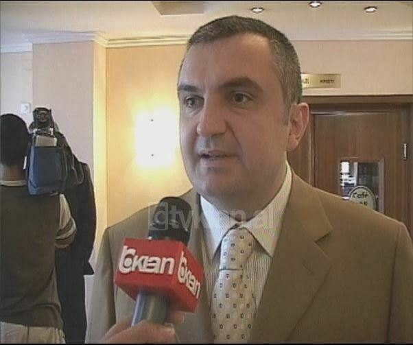 Ilir Meta për çështjen e emigrantëve Shqiptarë në Greqi (16 Korrik 2003)