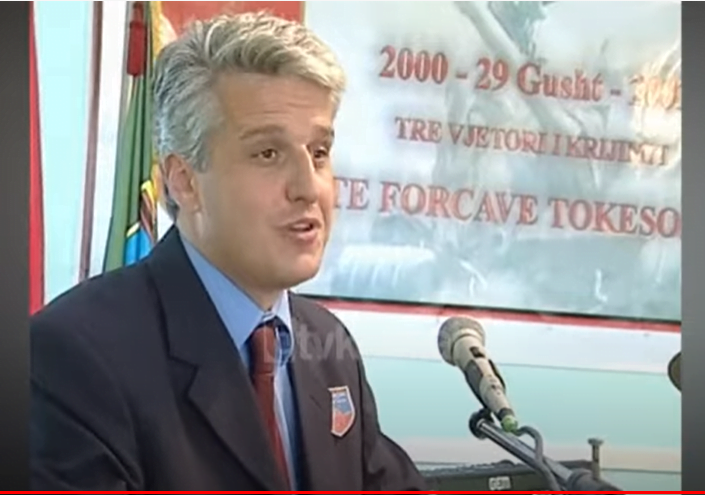 Pandeli Majko në ceremoninë e 3 vjetorit të Komandës së Forcave Tokësore &#8211; (29 Gusht 2003)