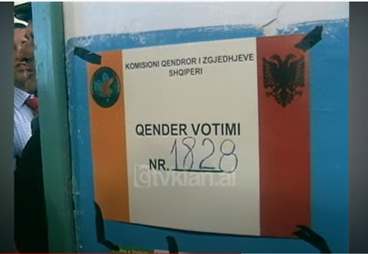 Përqindje e ulët e votimeve në njësinë bashkiake nr.5 në Tiranë &#8211; (12 Tetor 2003)