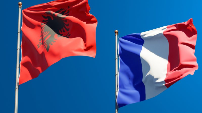 Covid-19, Franca fut Shqipërinë në listën e vendeve jeshile