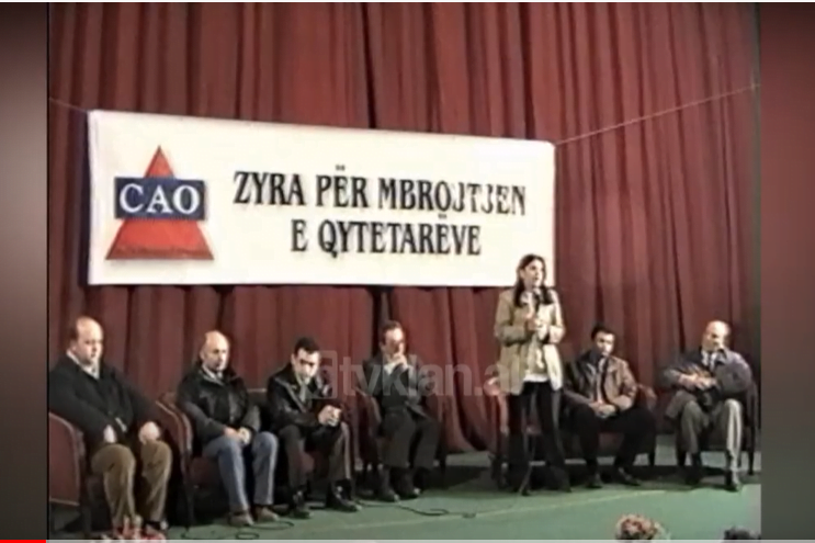 ZMQ takim në Elbasan, apel qeverisë për sekuestrimin e pasurive të paligjshme &#8211; (17 Janar 2004)