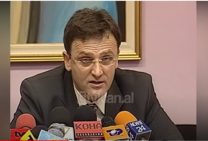 Leonard Solis deklaron se nuk do të lejohen spekulime me çmimin e ilaçeve &#8211; (18 Shkurt 2004)