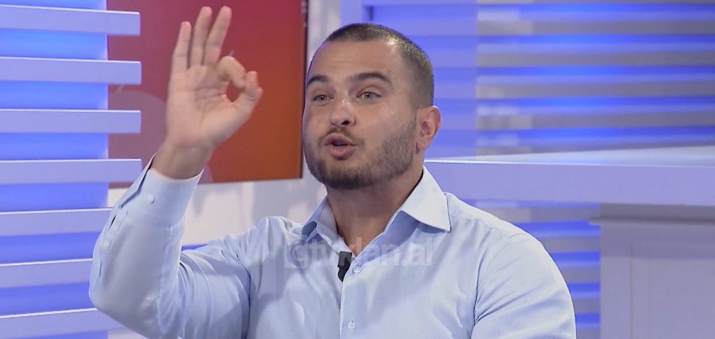 “T’ia vjedhin vlonjatit është kulmi!”, Arjon Muça kujton pushimet e ‘hidhura’ në Napoli
