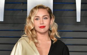 Mbyllen mosmarrëveshjet në familjen e Miley Cyrus