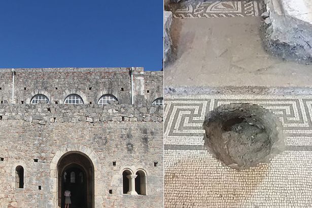 Arkeologët zbulojnë varrin e ‘Santa Claus’ të fshehur nën një kishë në Turqi