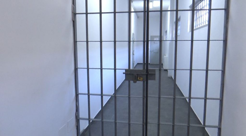 Fëmijë të mitur në burgjet e Shutkës dhe të Kumanovës
