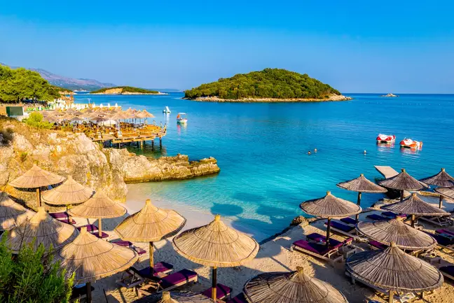 “Ksamili, 1 nga 15 plazhet më të bukur në Europë”/ Revista italiane fton lexuesit ta vizitojnë