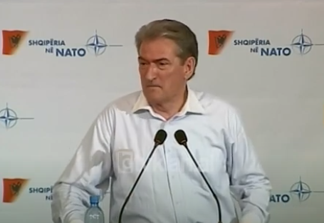 Berisha ndalet me turin “Shqipëria në NATO” në qytetin e Fierit &#8211; (30 Maj 2008)