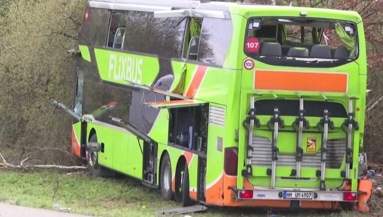 Autobusi përmbyset pranë Leipzig, 5 të vdekur